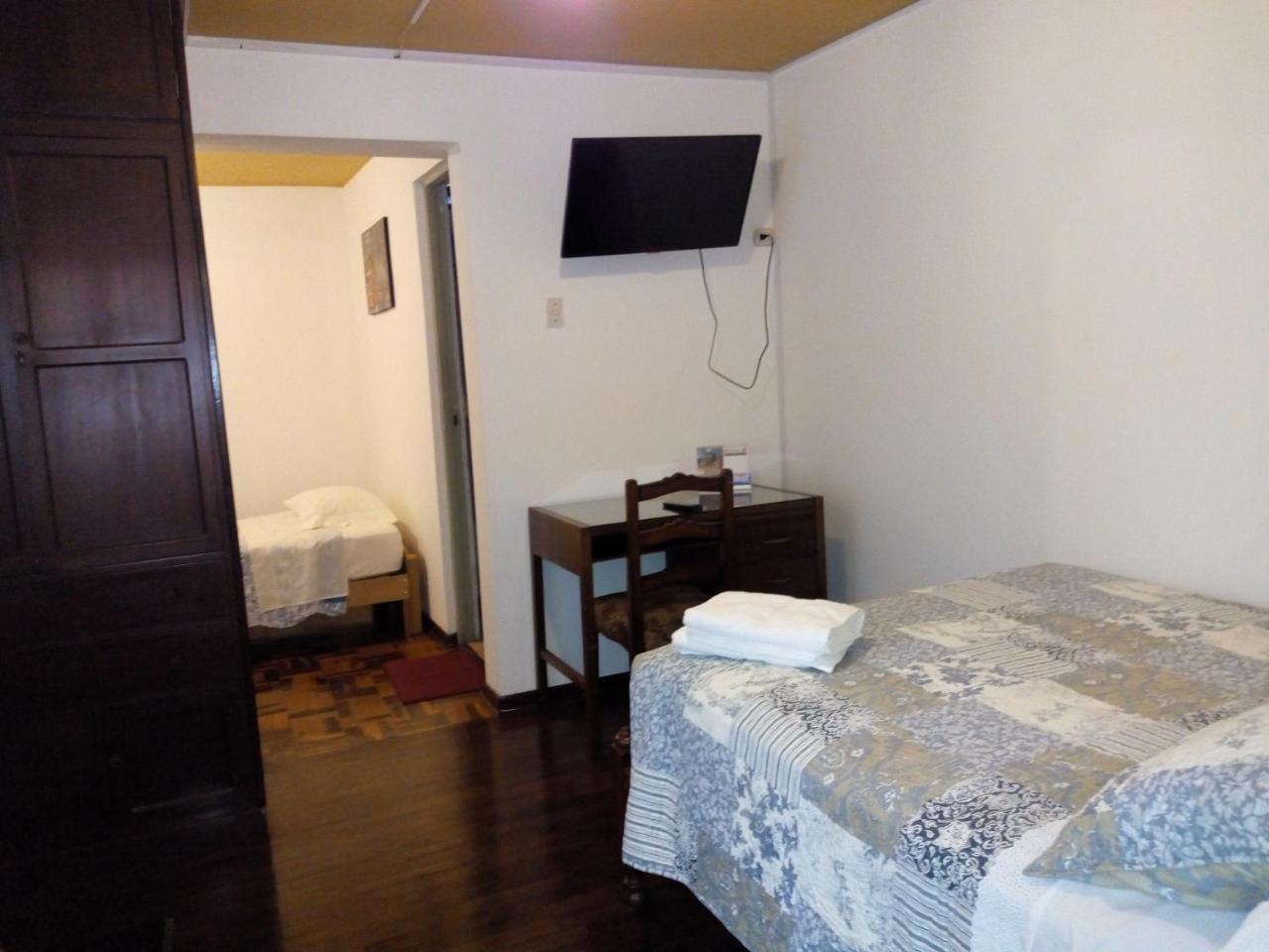 Nydia'S Trujillo City Hostel エクステリア 写真
